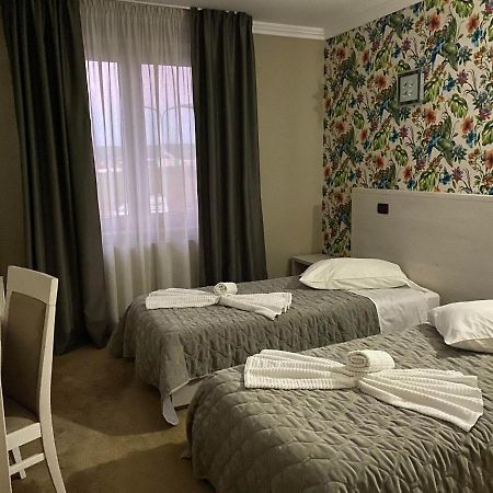 Grand Master Hotel ديج المظهر الخارجي الصورة